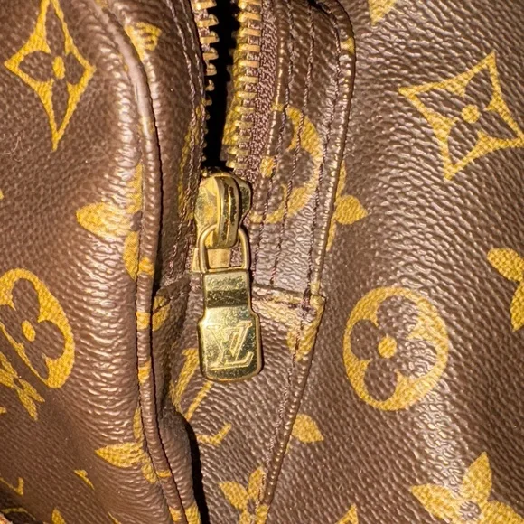 Authentic Vintage Louis Vuitton Dark Brown Monogram Backpack with Dustbag - Picture 16 of 16